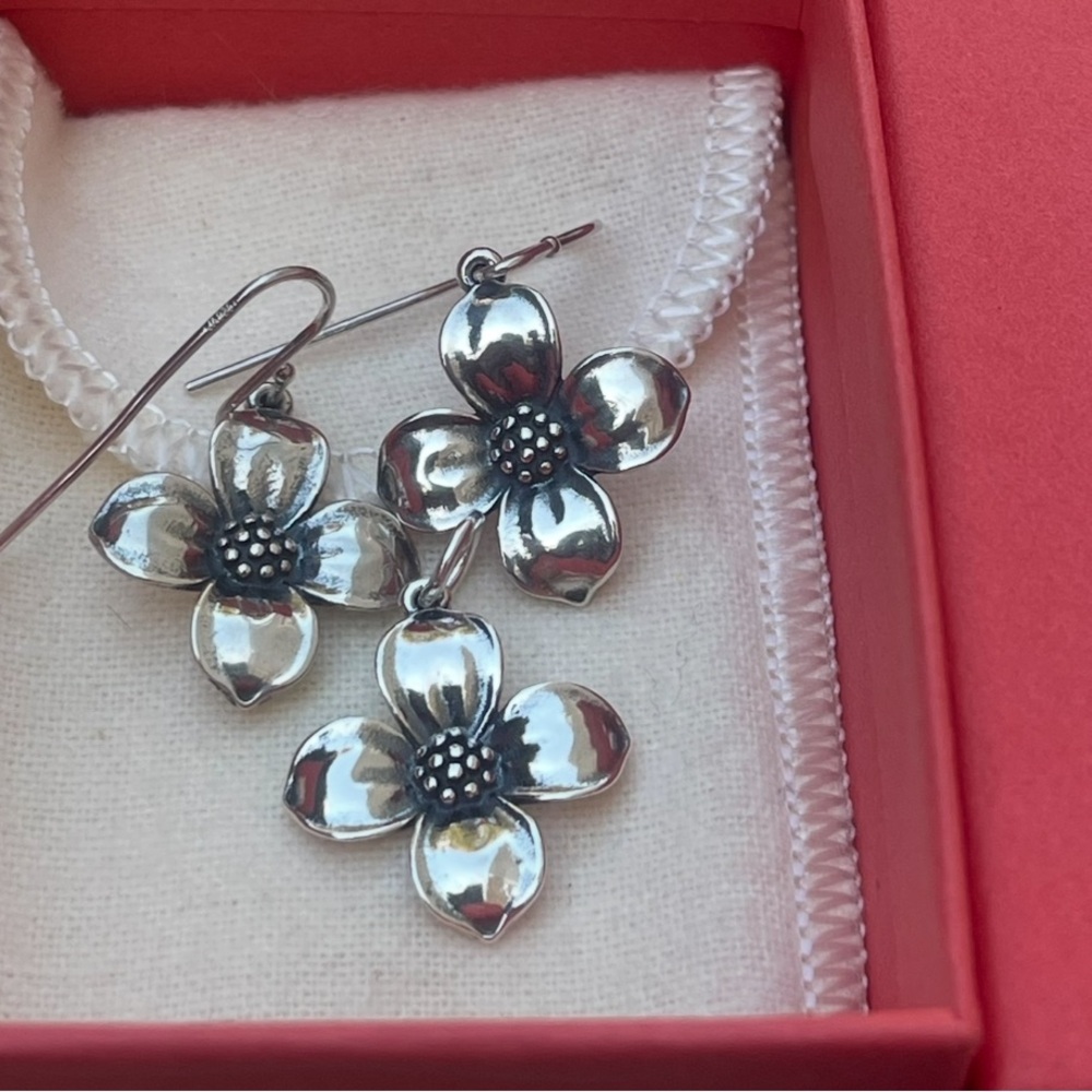 James Avery Polished Silver dogwood Flower Charm earrings set - Picture 2 of 9